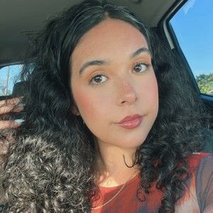 Meet your Posher, Dania